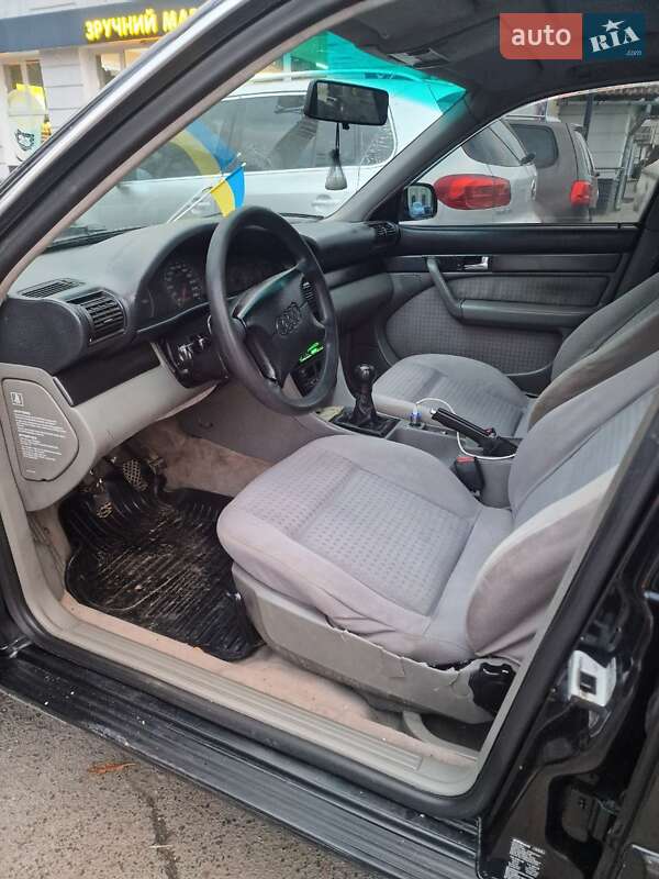 Седан Audi A6 1997 в Стрию