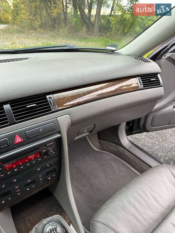 Универсал Audi A6 2003 в Звенигородке