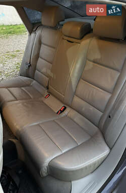 Седан Audi A6 2004 в  фото 19 Седан Audi A6 2004 в
