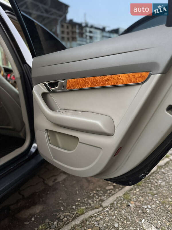 Седан Audi A6 2004 в Чернівцях