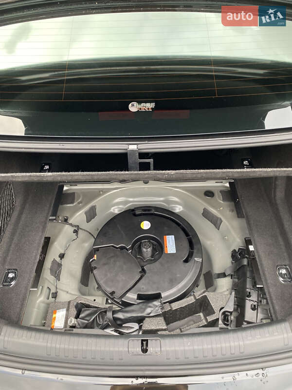 Седан Audi A6 2022 в Києві