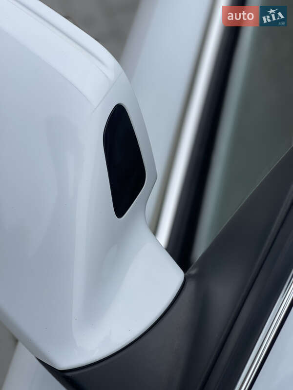 Седан Audi A6 2014 в Рівному
