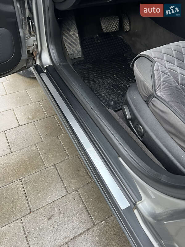 Седан Audi A6 2002 в Каменец-Подольском