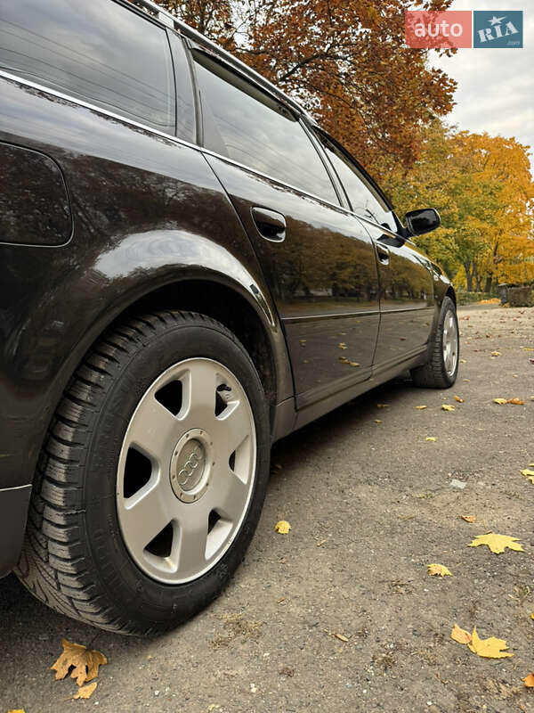 Універсал Audi A6 2002 в Хотині