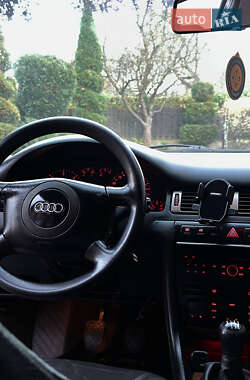 Седан Audi A6 1998 в  фото 23 Седан Audi A6 1998 в