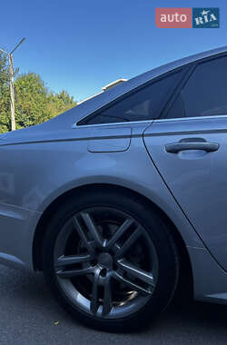 Седан Audi A6 2015 в Ужгороде