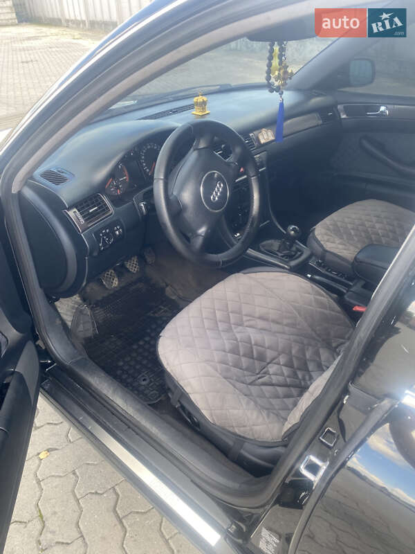 Седан Audi A6 1998 в Сарнах