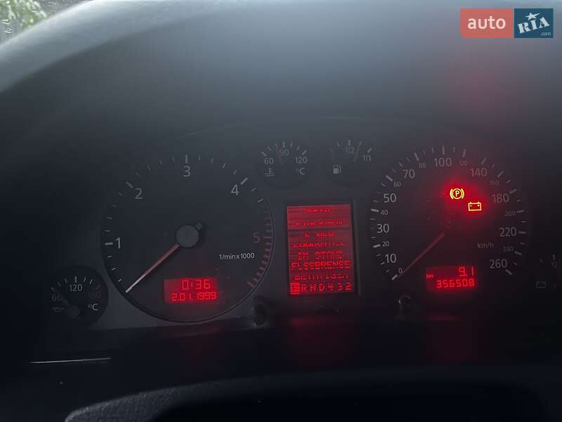 Универсал Audi A6 2001 в Борщеве фото 2 Универсал Audi A6 2001 в Борщеве