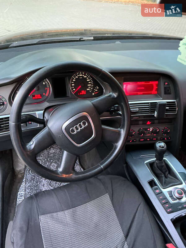 Седан Audi A6 2004 в Запорожье