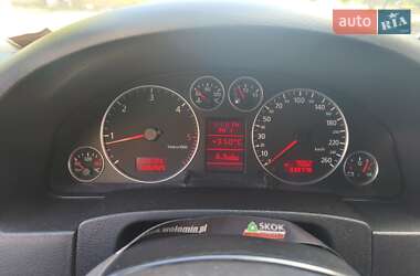 Седан Audi A6 2002 в 