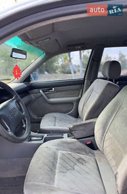 Седан Audi A6 1997 в  фото 12 Седан Audi A6 1997 в