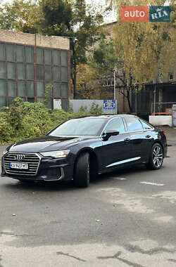 Седан Audi A6 2022 в 