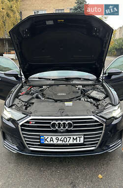 Седан Audi A6 2022 в 