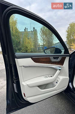 Седан Audi A6 2022 в 