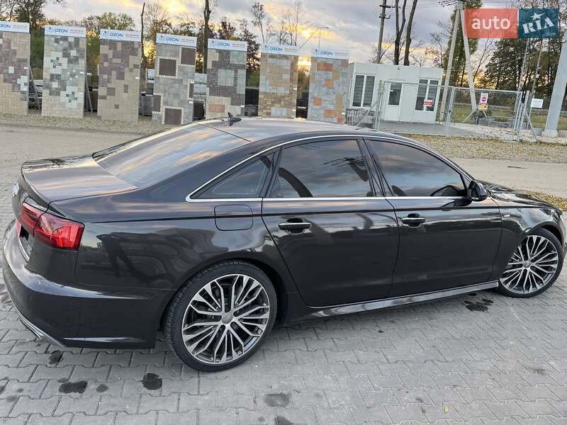 Седан Audi A6 2015 в Стрые