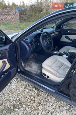 Універсал Audi A6 2001 в 