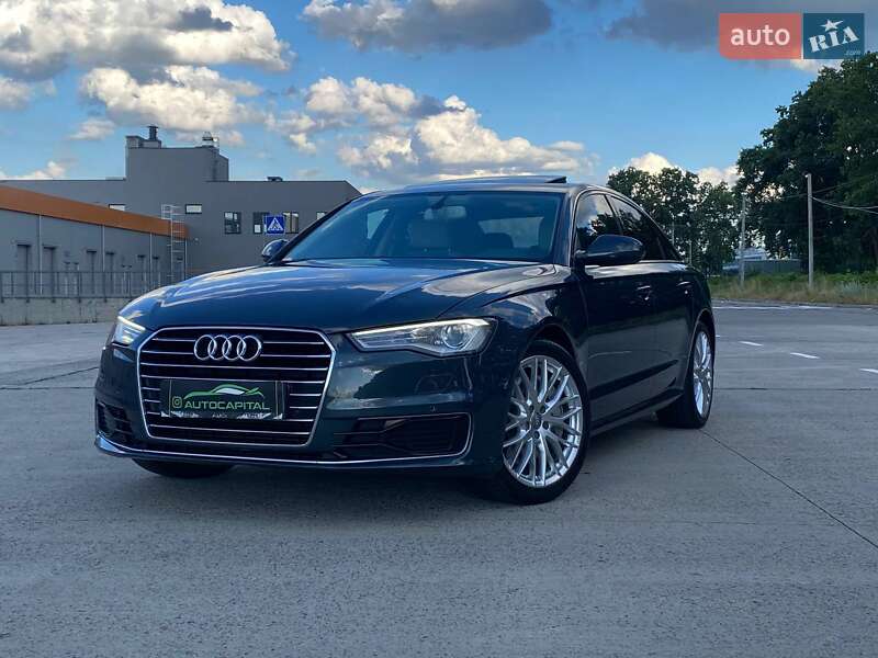 Седан Audi A6 2015 в 