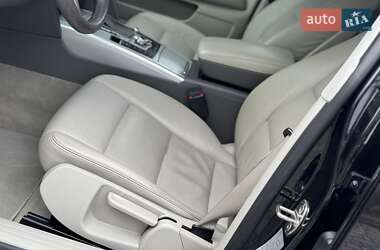 Седан Audi A6 2010 в 