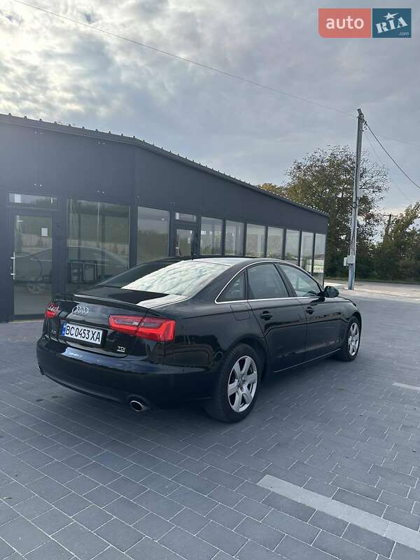 Седан Audi A6 2012 в Мостиській