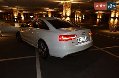 Седан Audi A6 2015 в 