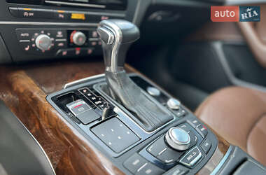 Седан Audi A6 2013 в 