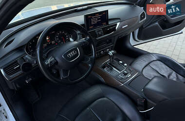 Седан Audi A6 2012 в 