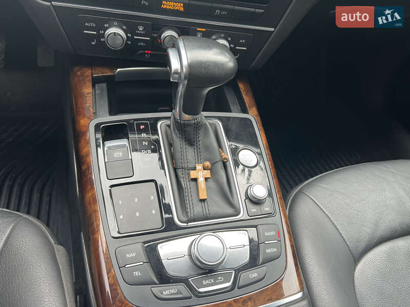 Седан Audi A6 2014 в Ровно