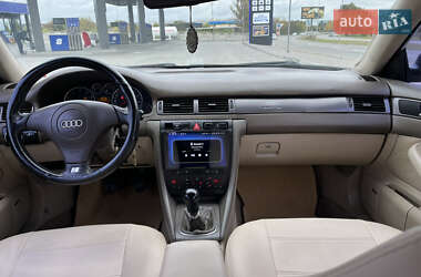 Седан Audi A6 2002 в 