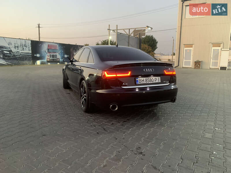 Седан Audi A6 2015 в Усатове