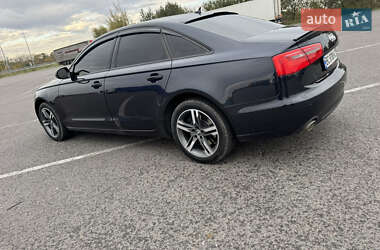 Седан Audi A6 2012 в 