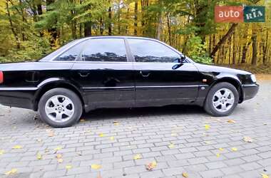 Седан Audi A6 1995 в  фото 16 Седан Audi A6 1995 в