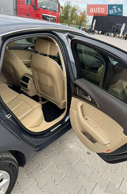 Седан Audi A6 2013 в 