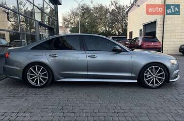 Седан Audi A6 2018 в 
