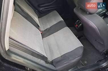 Универсал Audi A6 1999 в  фото 4 Универсал Audi A6 1999 в