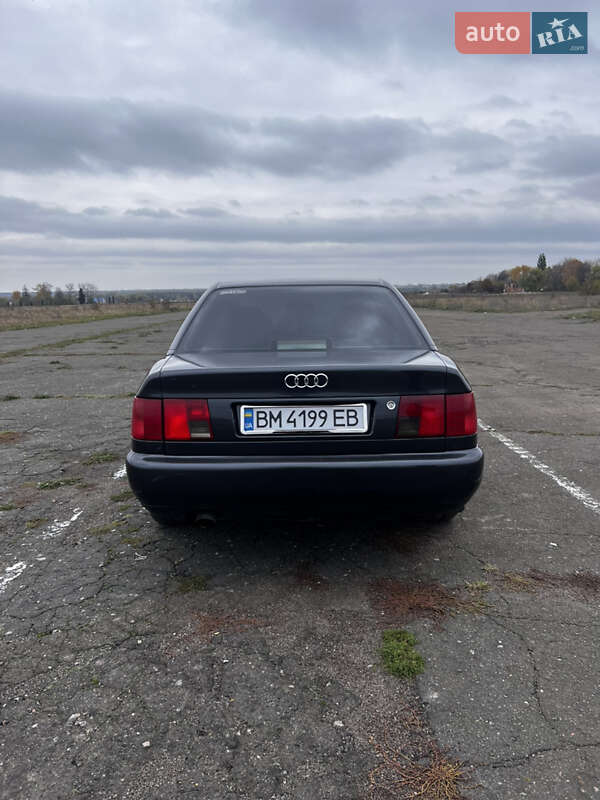 Седан Audi A6 1996 в Глухове
