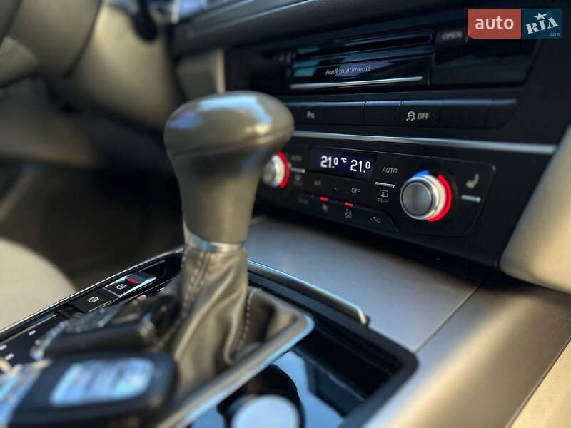 Седан Audi A6 2014 в Самборі