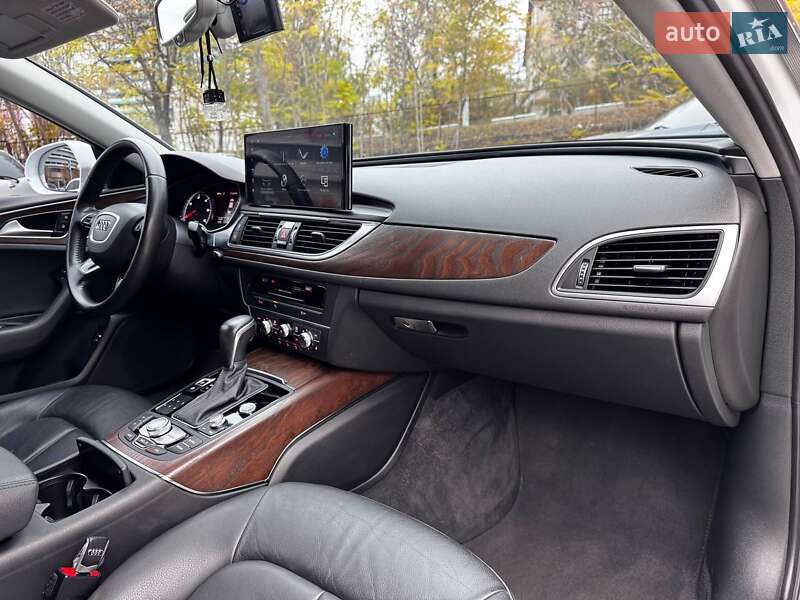 Седан Audi A6 2015 в Днепре