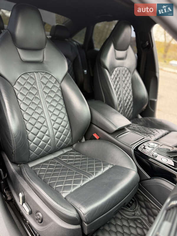 Седан Audi A6 2016 в Черкасах