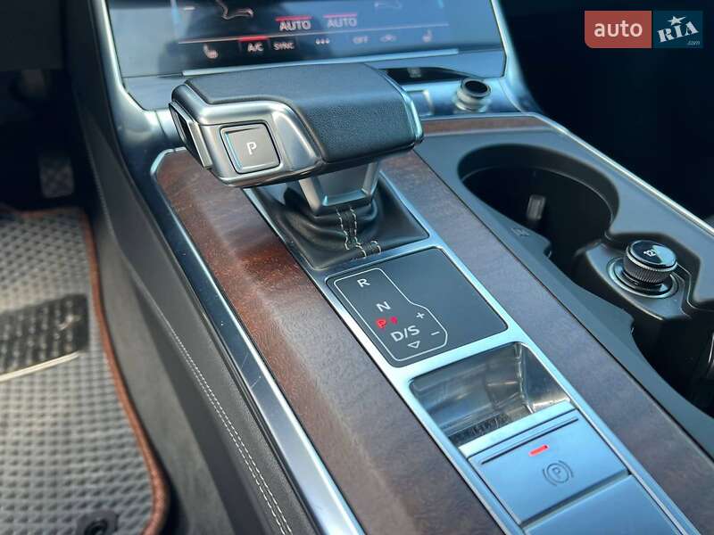 Седан Audi A6 2019 в Львове
