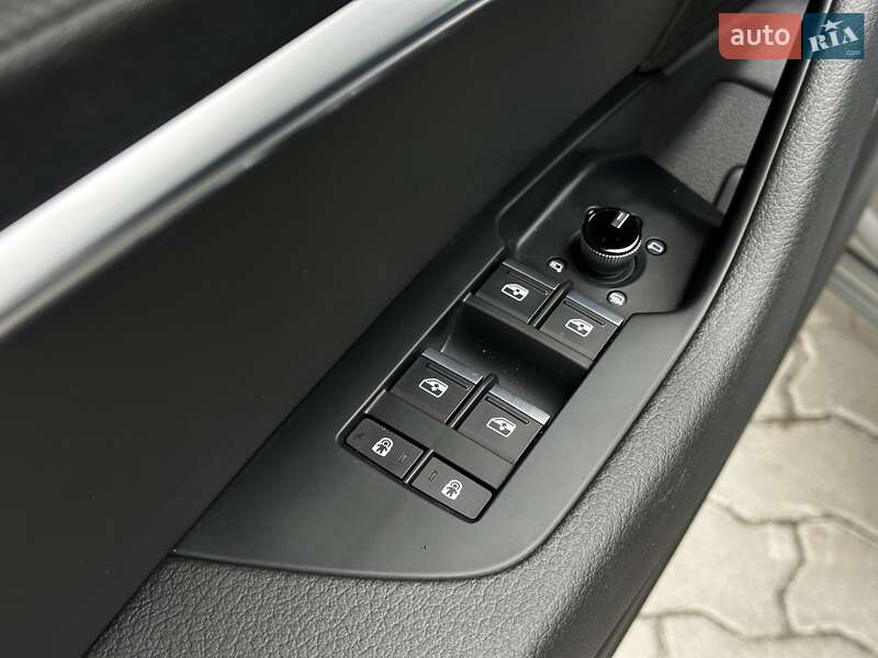 Седан Audi A6 2024 в Львові