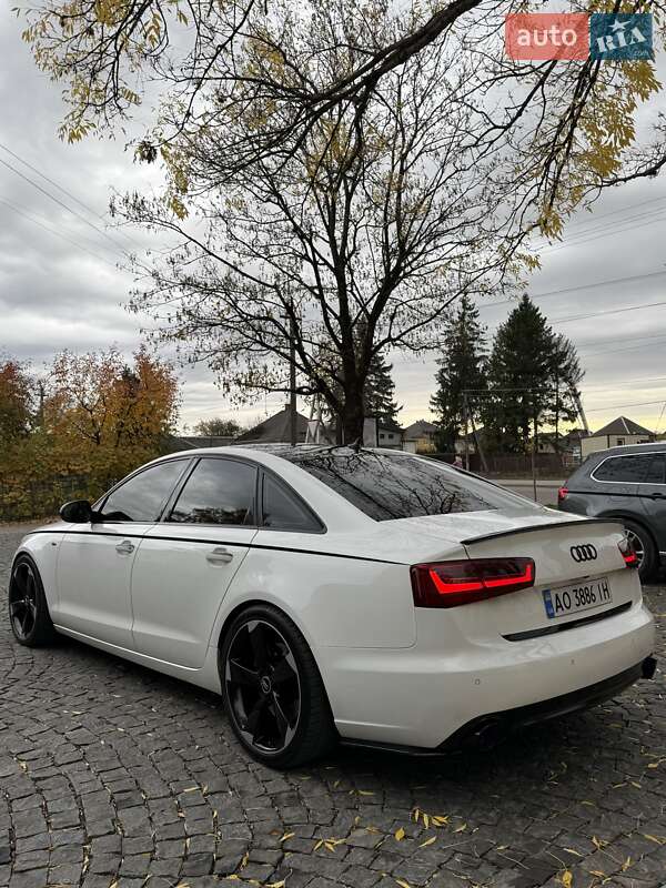 Седан Audi A6 2012 в Виноградові