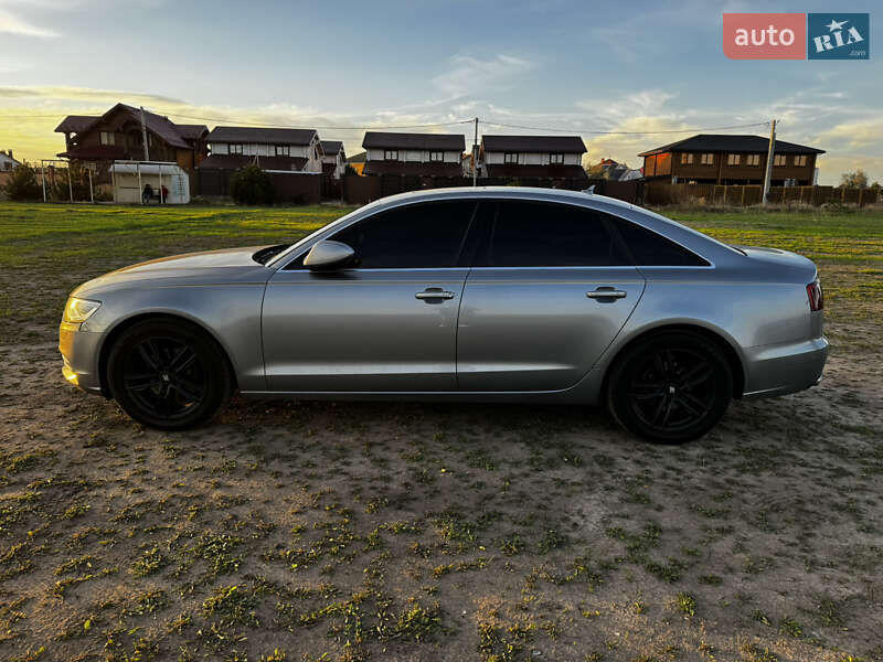 Седан Audi A6 2013 в Черноморске