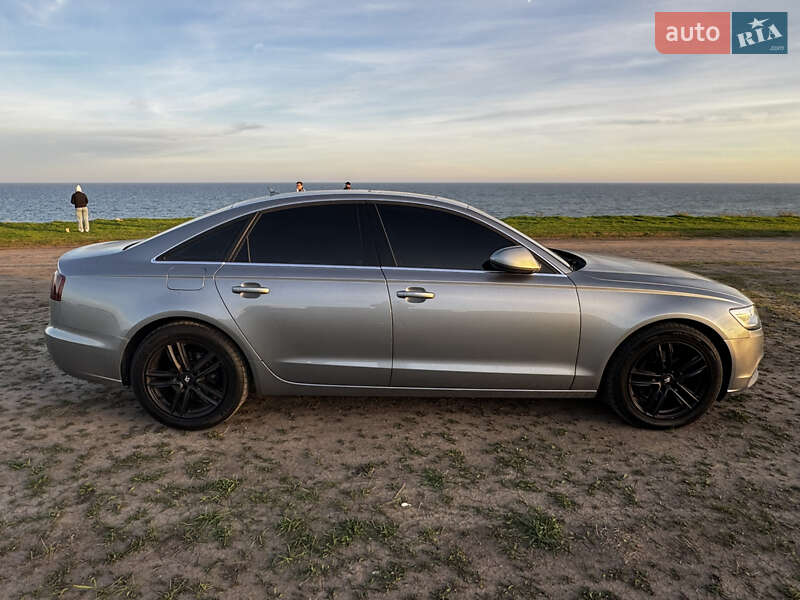 Седан Audi A6 2013 в Черноморске