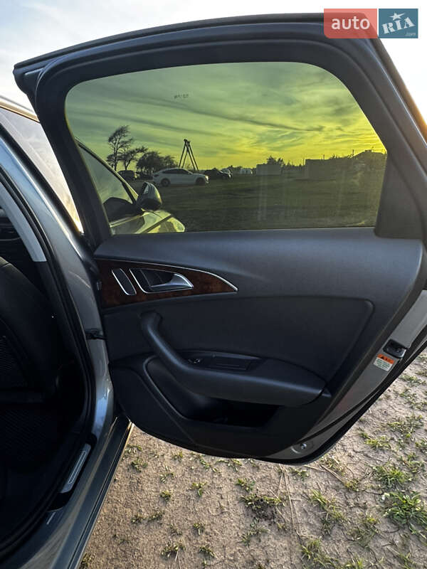 Седан Audi A6 2013 в Черноморске