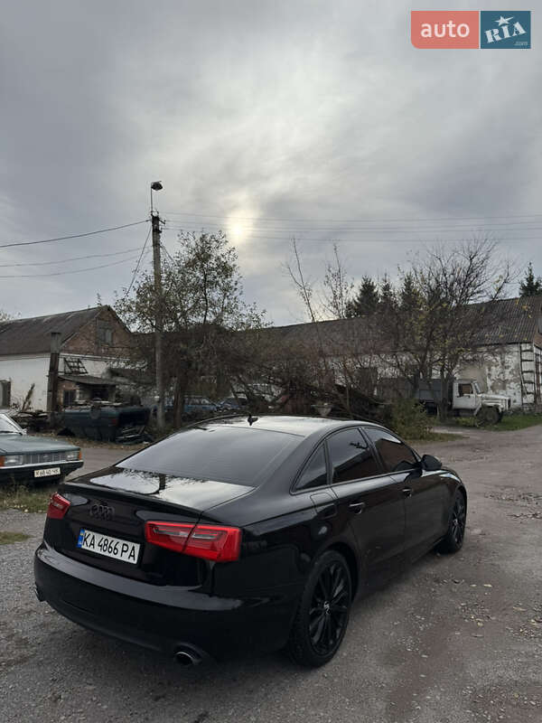 Седан Audi A6 2012 в Киеве