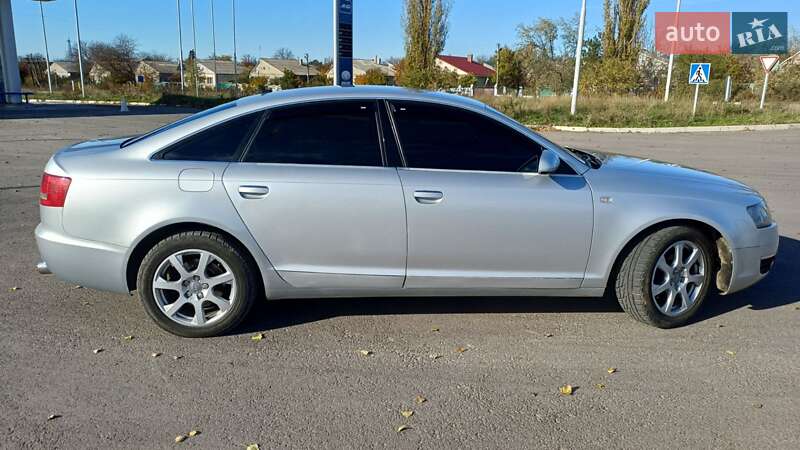 Седан Audi A6 2004 в Еланце