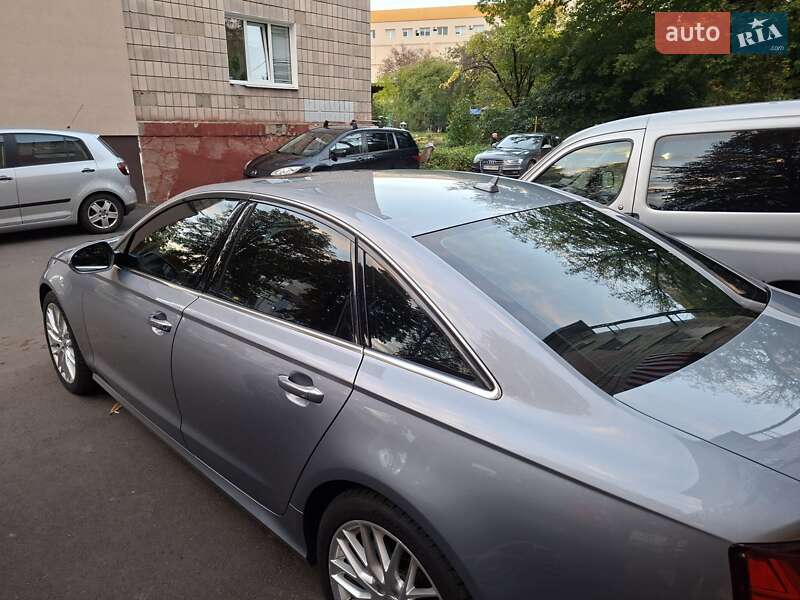 Седан Audi A6 2015 в Рівному