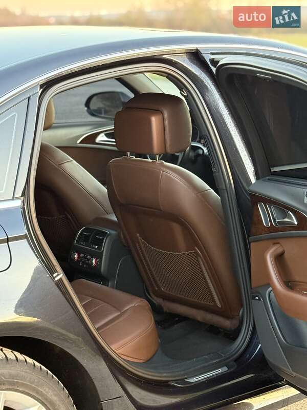 Седан Audi A6 2015 в Львове
