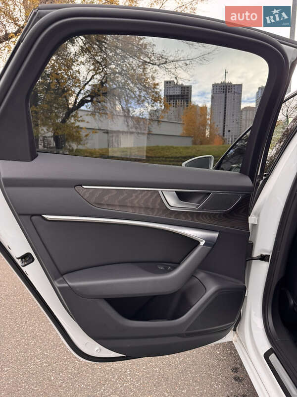 Седан Audi A6 2021 в Києві