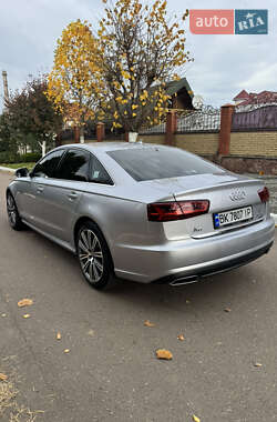 Седан Audi A6 2015 в Рівному